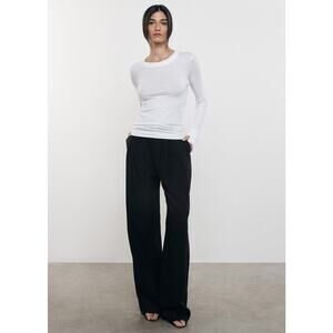 ENZA COSTA Cashmere Easy Cuffed Crew Top Womens Medium Cream Long Sleeve Tee NEW